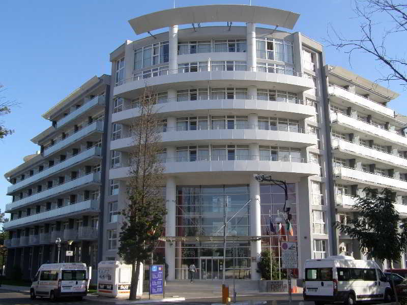 Hotel Perla サニービーチ エクステリア 写真