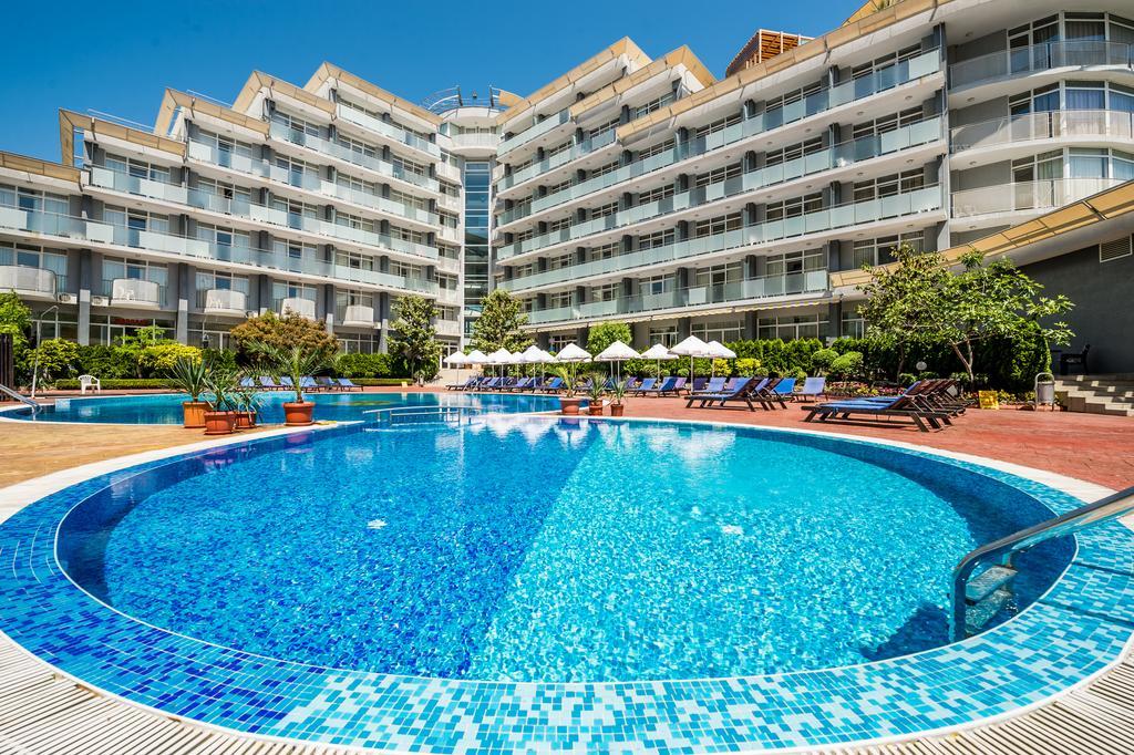 Hotel Perla サニービーチ エクステリア 写真