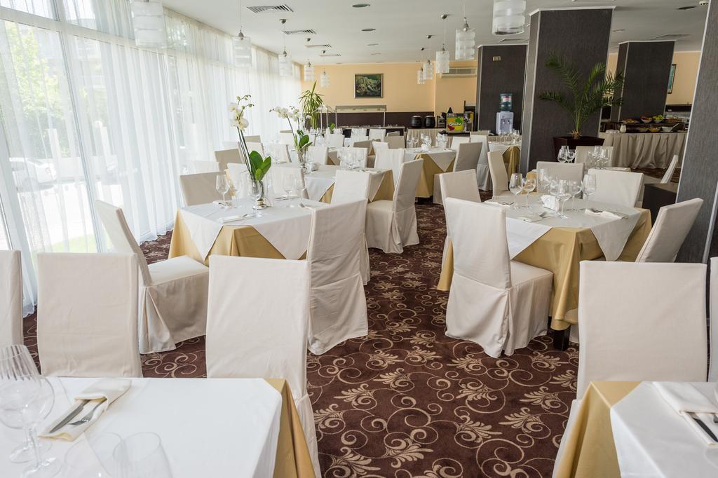 Hotel Perla サニービーチ エクステリア 写真